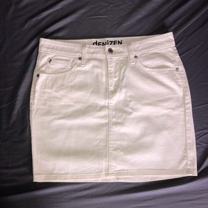 White Denim Mini Skirt Denizen Size 10 NEW